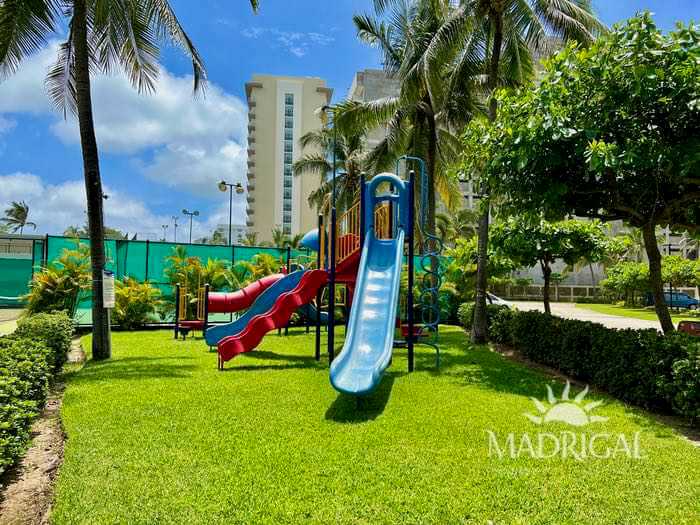 Playamar Diamante |Departamento en venta de tres recámaras frente al mar en Playa Diamante