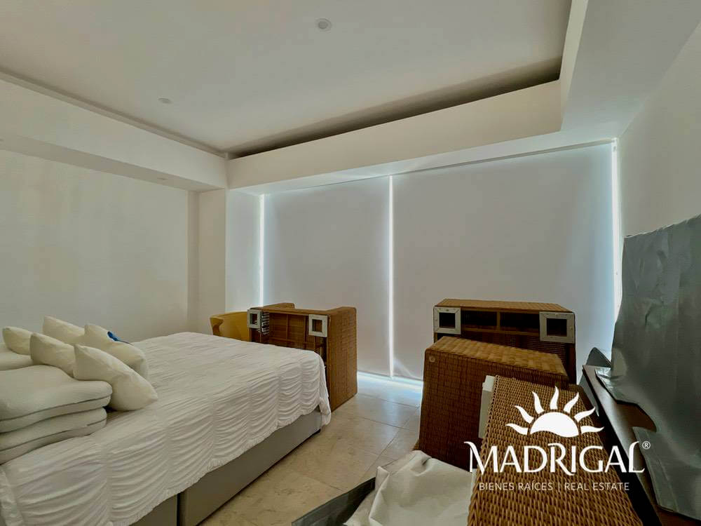 Galapagos Tower | Beachfront Apartment for Sale