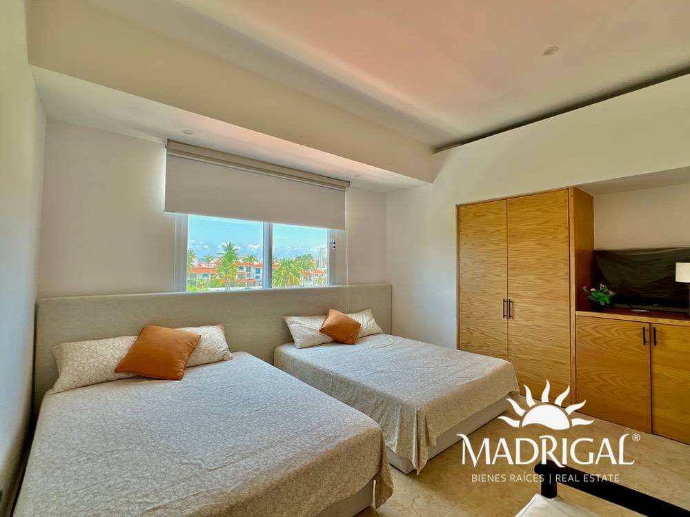 Galapagos Tower | Beachfront Apartment for Sale