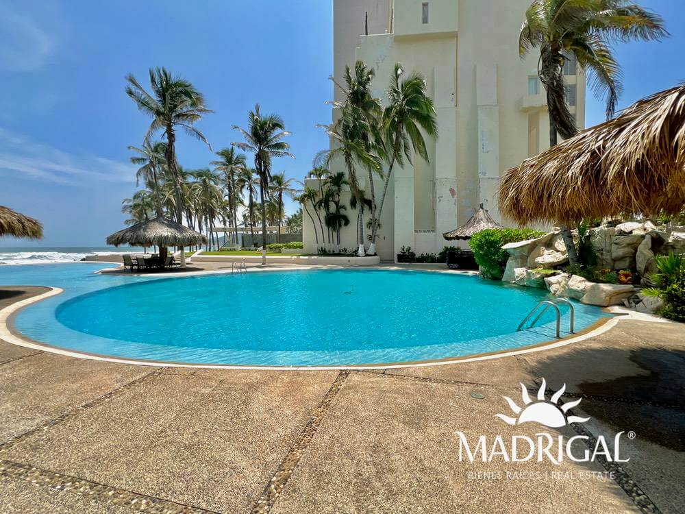 Galapagos Tower | Beachfront Apartment for Sale