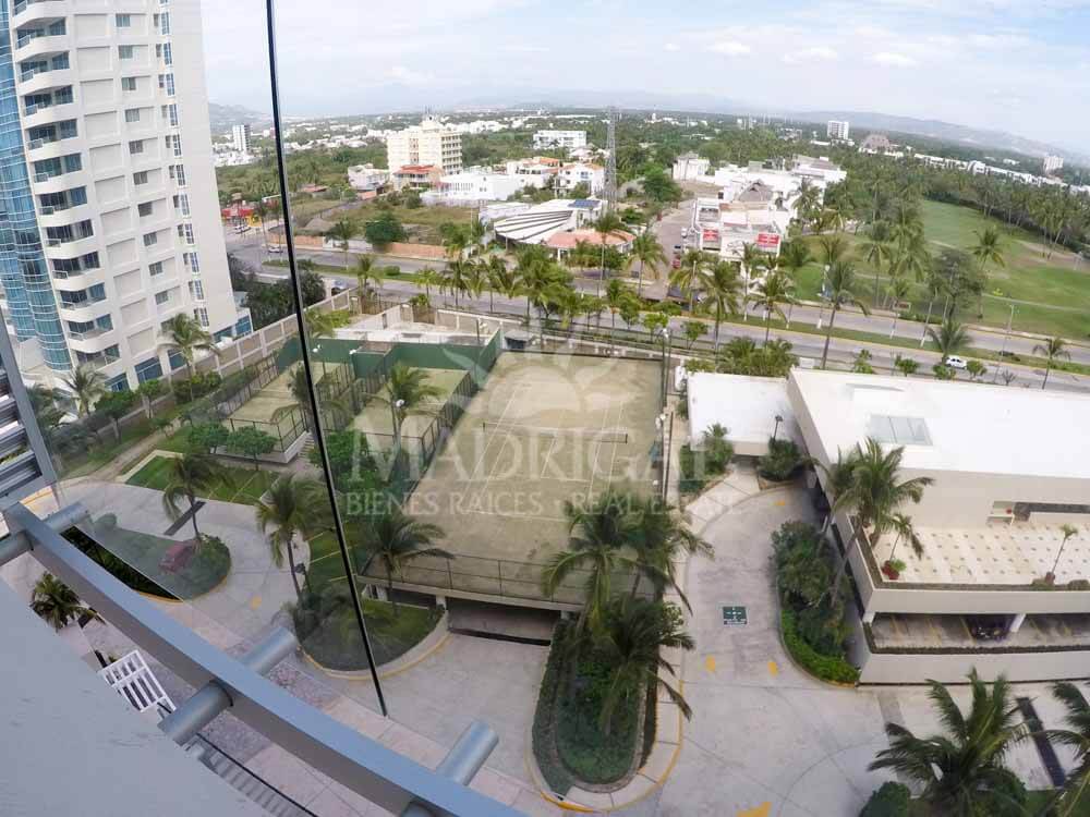 &&& Playamar Diamante |Amplio departamento en venta de cuatro recámaras frente al mar en Playa Diamante