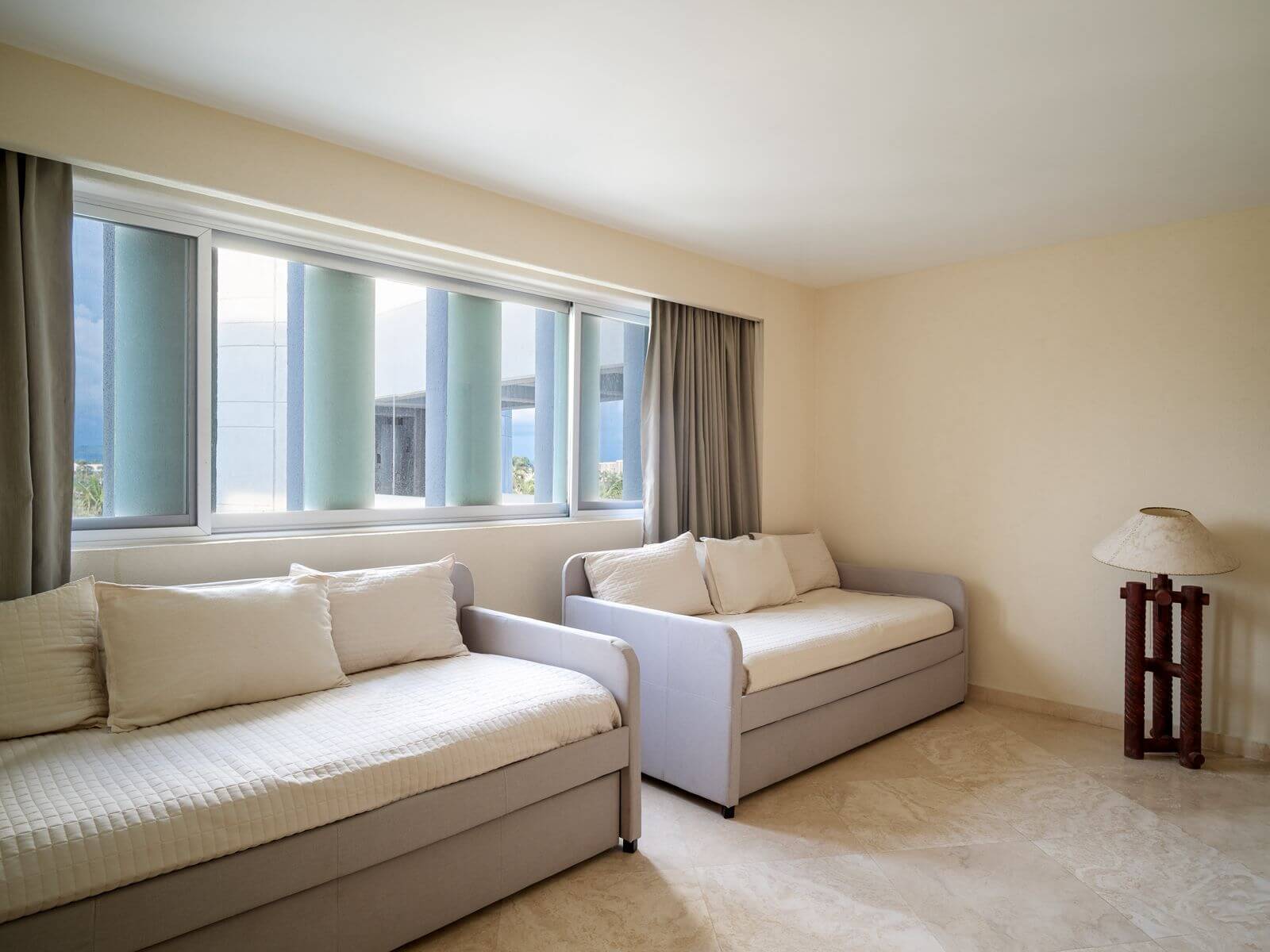 &&& Club Playamar Departamento duplex en venta frente a la playa