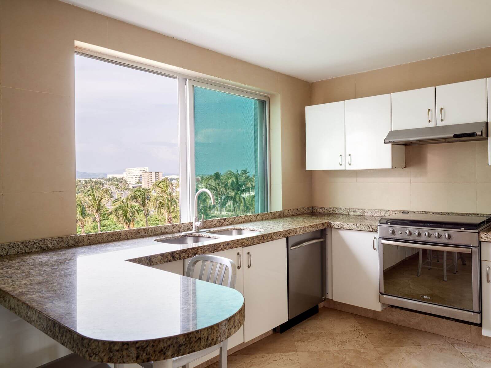 &&& Club Playamar Departamento duplex en venta frente a la playa