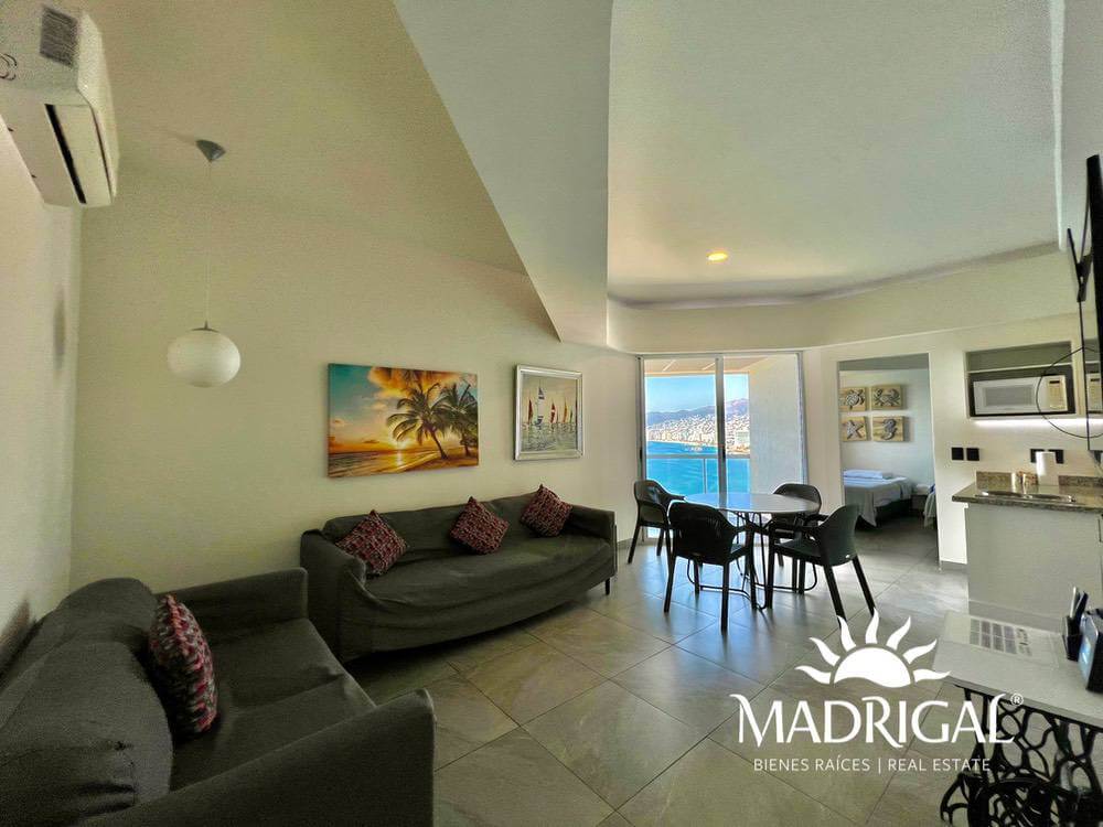 Suite en venta en el condómino La Palapa en la bahía de Acapulco