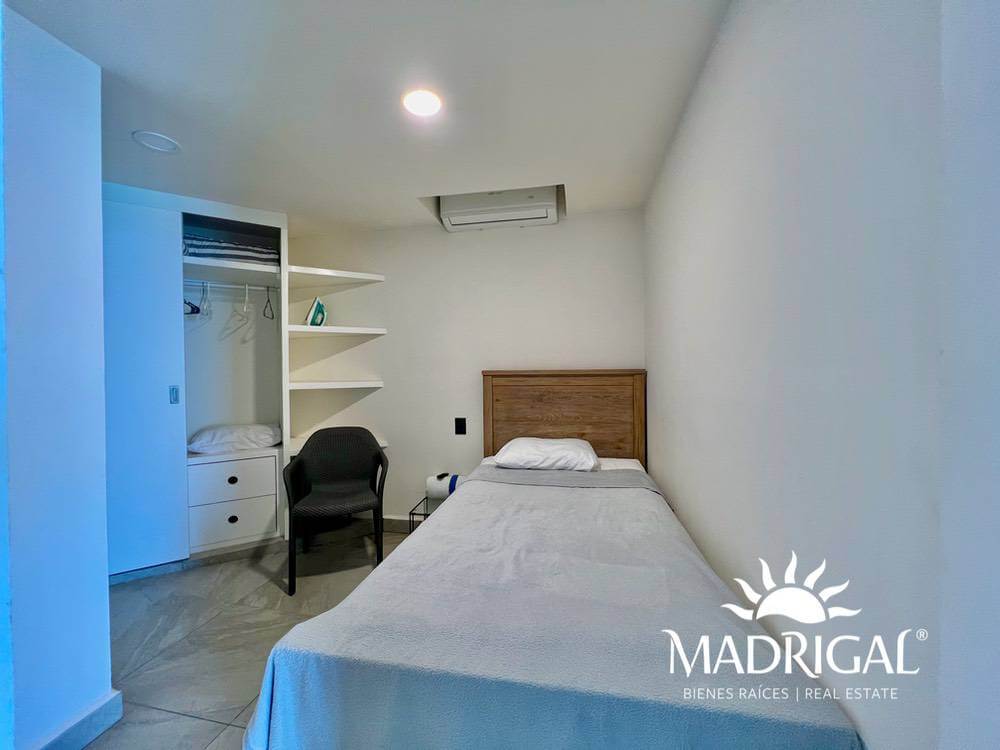 Suite en venta en el condómino La Palapa en la bahía de Acapulco