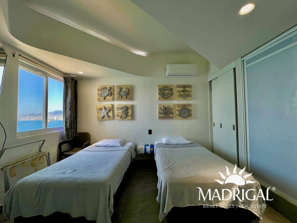 Suite en venta en el condómino La Palapa en la bahía de Acapulco