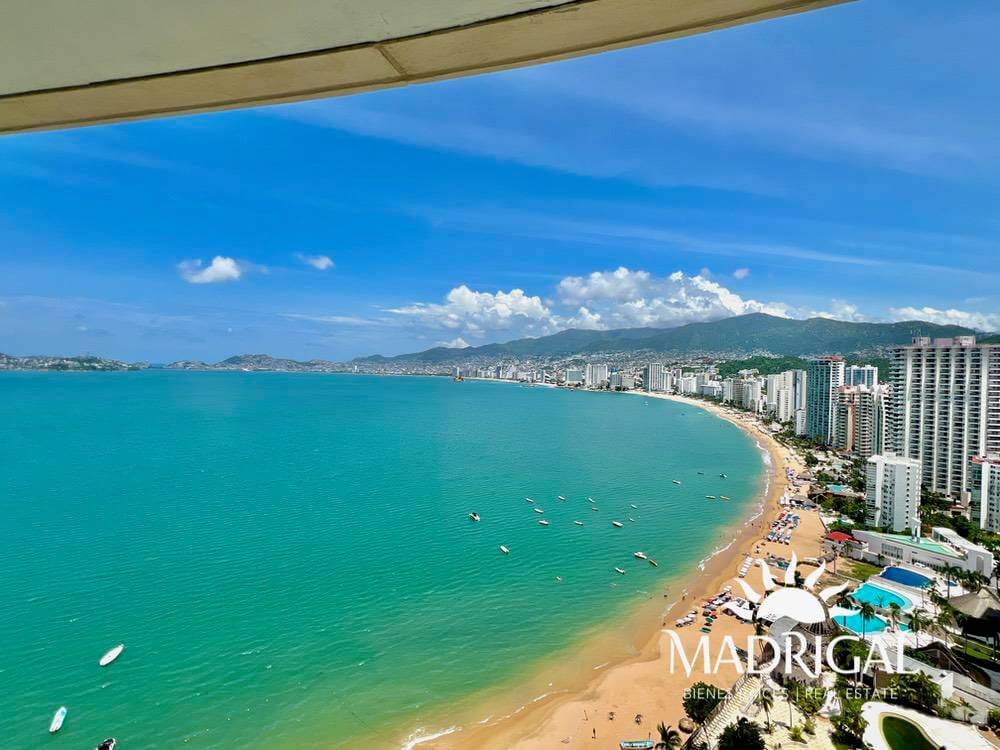 Costa Victoria | En venta departamento en Acapulco con Vista a la Bahía