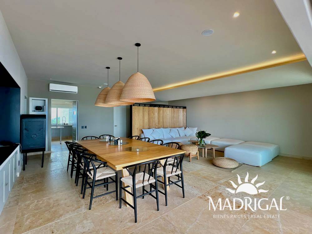 Playamar Diamante | Departamento en venta de cuatro recámaras 