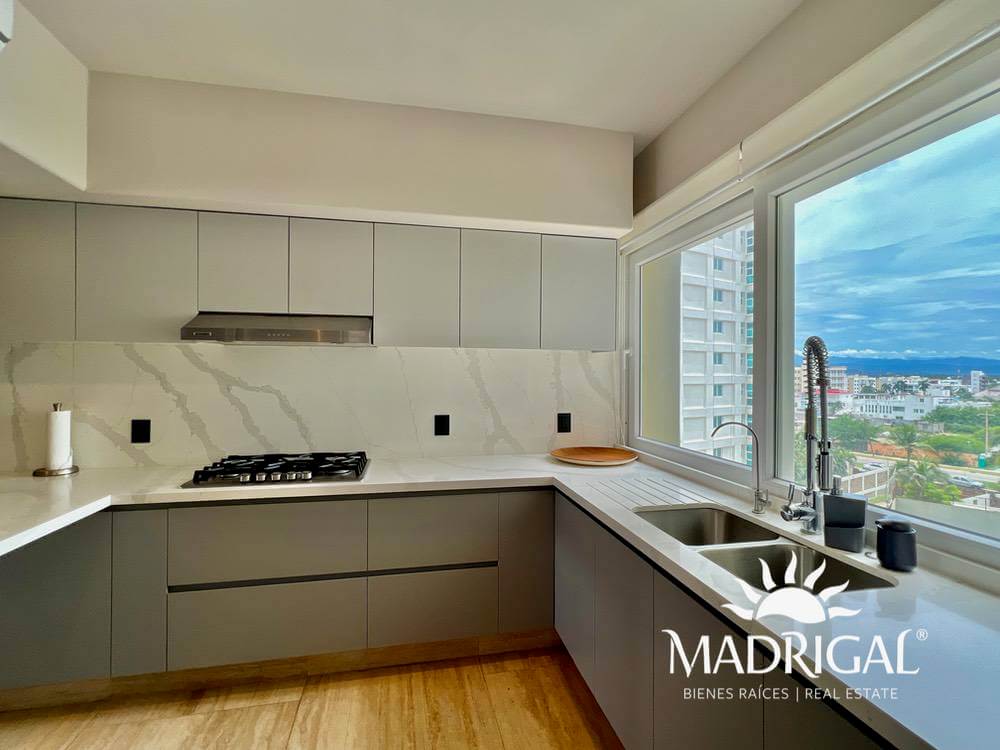 Playamar Diamante | Departamento en venta de cuatro recámaras 