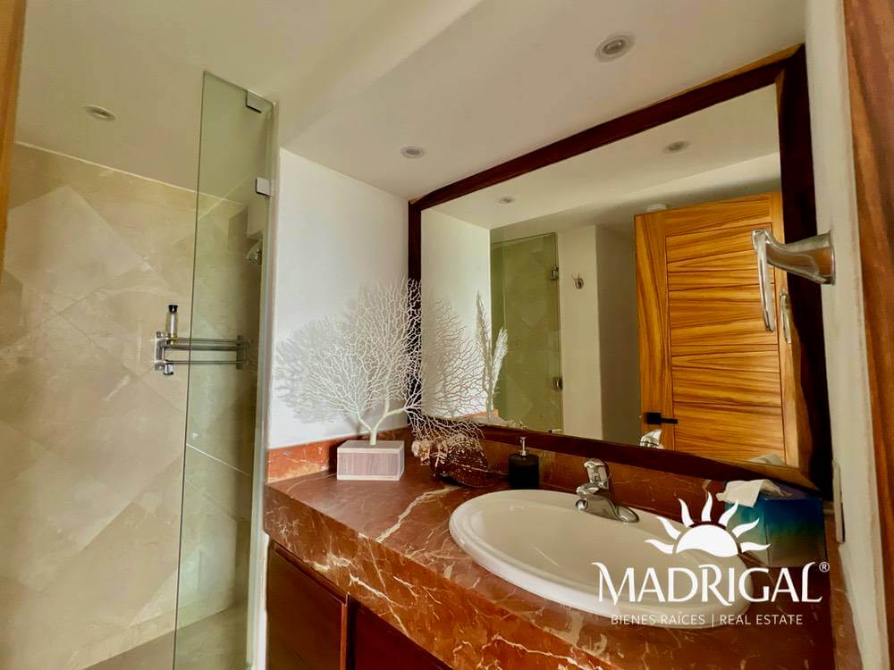 Playamar Diamante |exclusivo Departamento en Venta de Cuatro Recámaras Frente Al Mar en Playa Diamante
