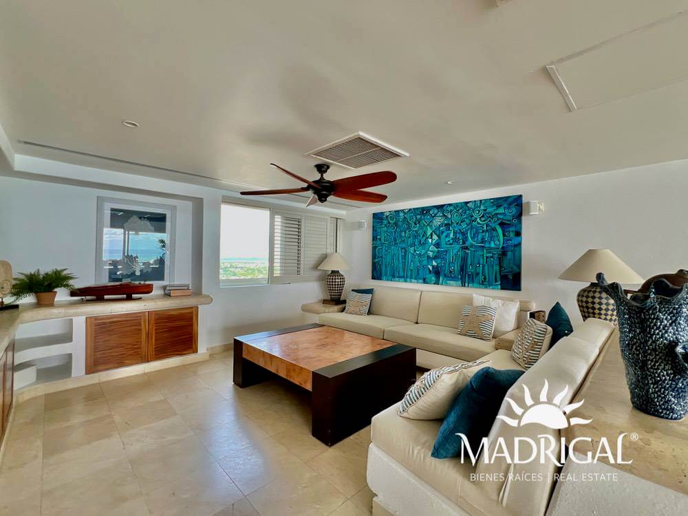 Playamar Diamante |exclusivo Departamento en Venta de Cuatro Recámaras Frente Al Mar en Playa Diamante