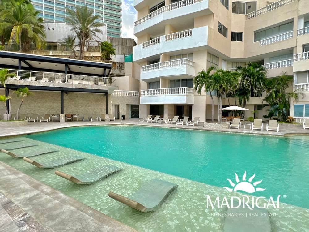 Estrella del Mar | Beachfront Penthouse for Sale on Acapulco Bay