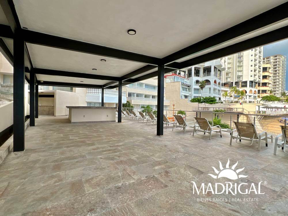 Estrella del Mar | Beachfront Penthouse for Sale on Acapulco Bay