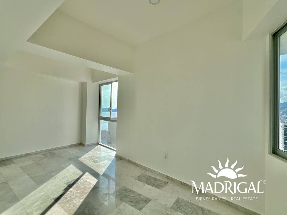 Estrella del Mar | Beachfront Penthouse for Sale on Acapulco Bay