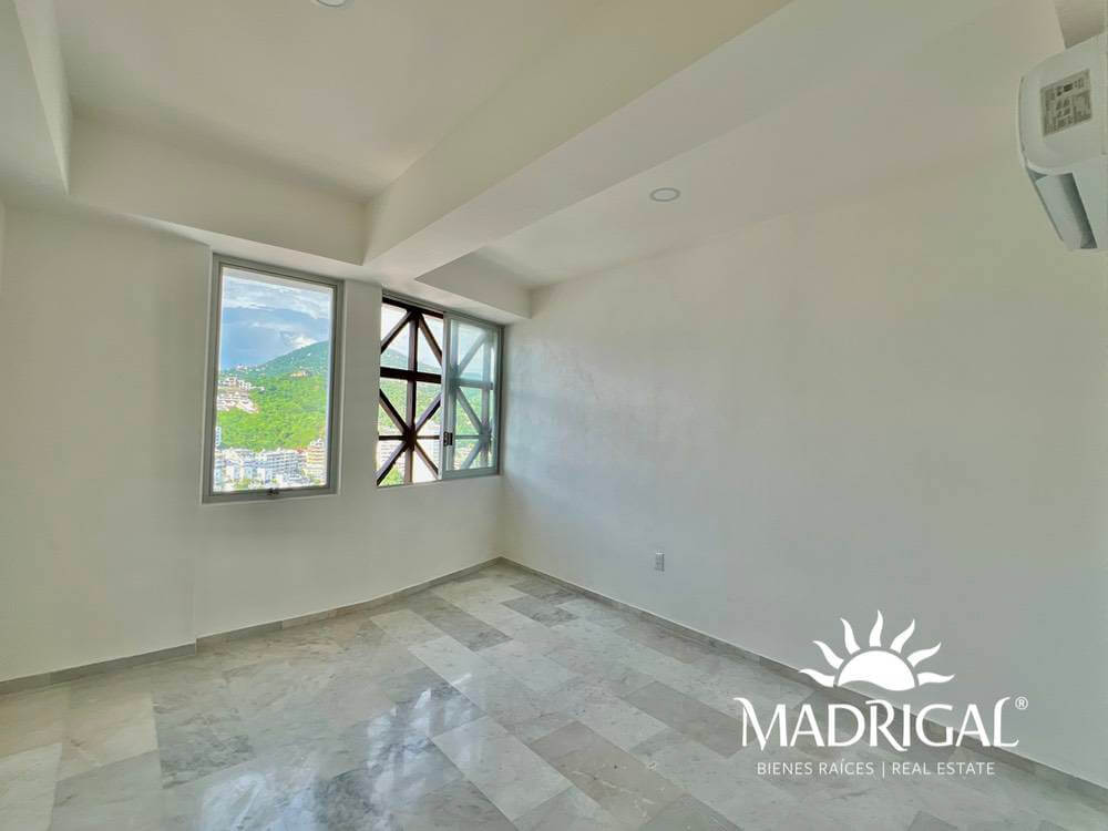 Estrella del Mar | Beachfront Penthouse for Sale on Acapulco Bay