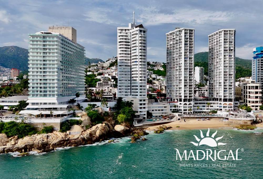 Estrella del Mar | Beachfront Penthouse for Sale on Acapulco Bay
