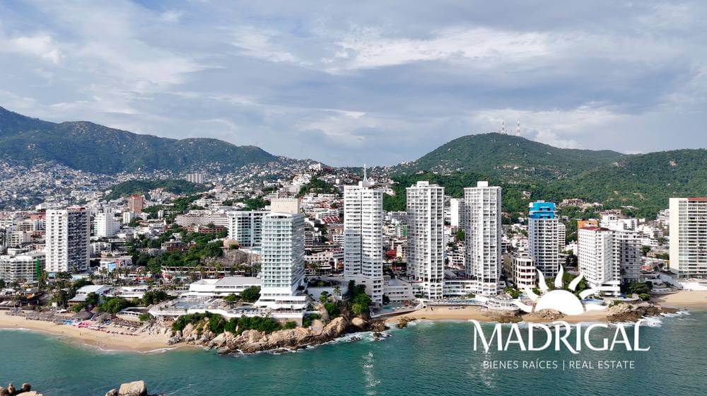 Estrella del Mar | Beachfront Penthouse for Sale on Acapulco Bay