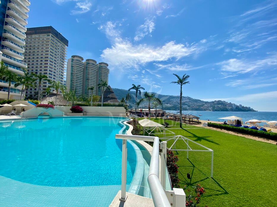 La Jolla, departamento frente a playa en la bahía de Acapulco