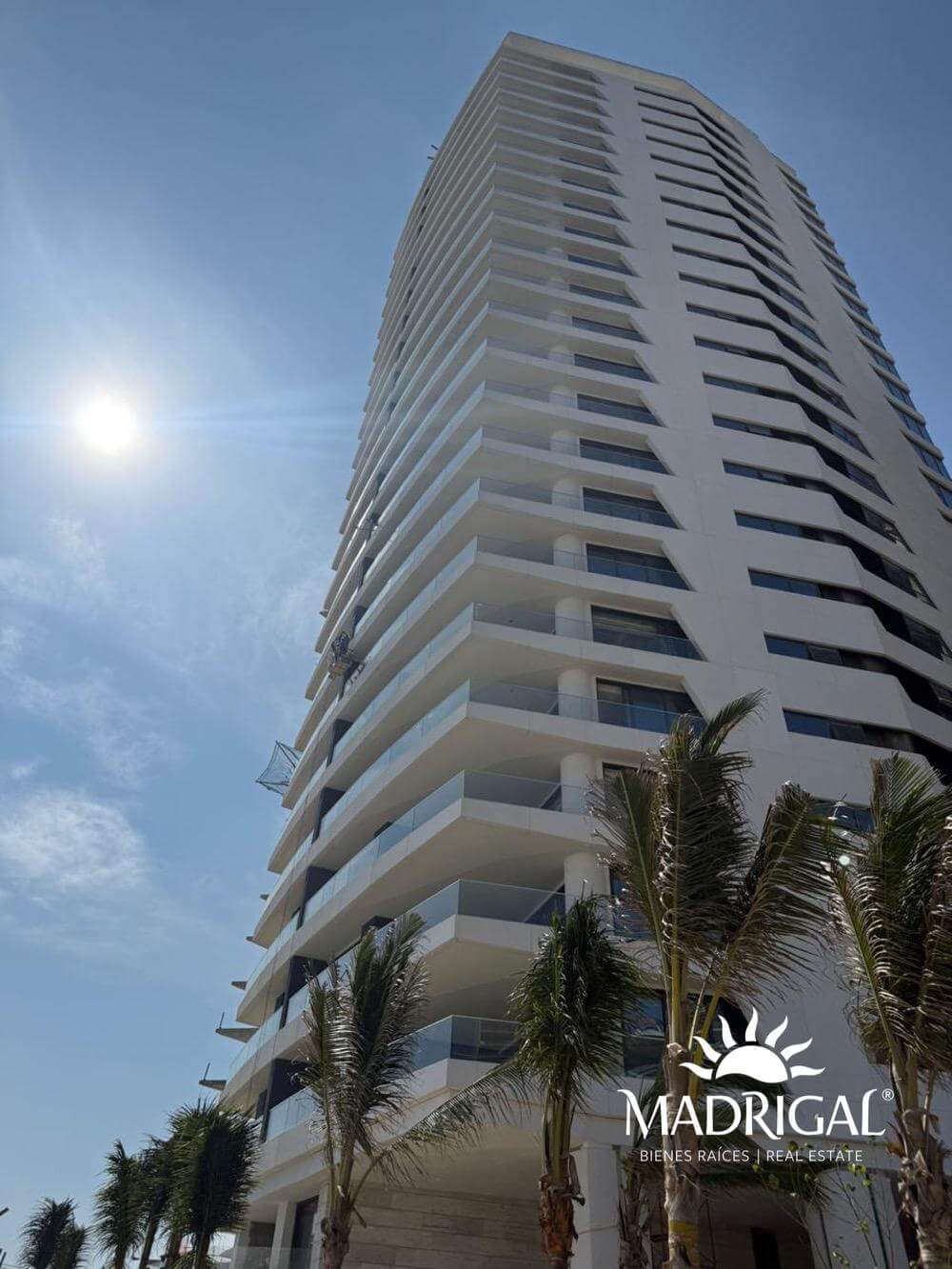 BAÍA | Beachfront apartments for sale