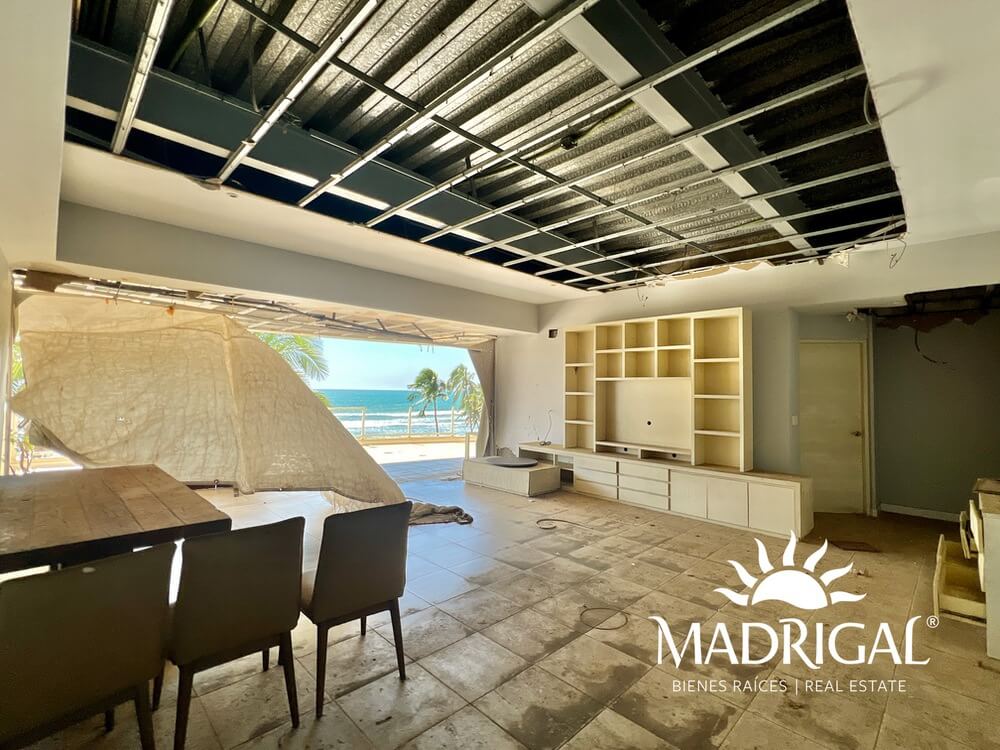 Galapagos | Beachfront Apartment for Sale Requires Reconstruction