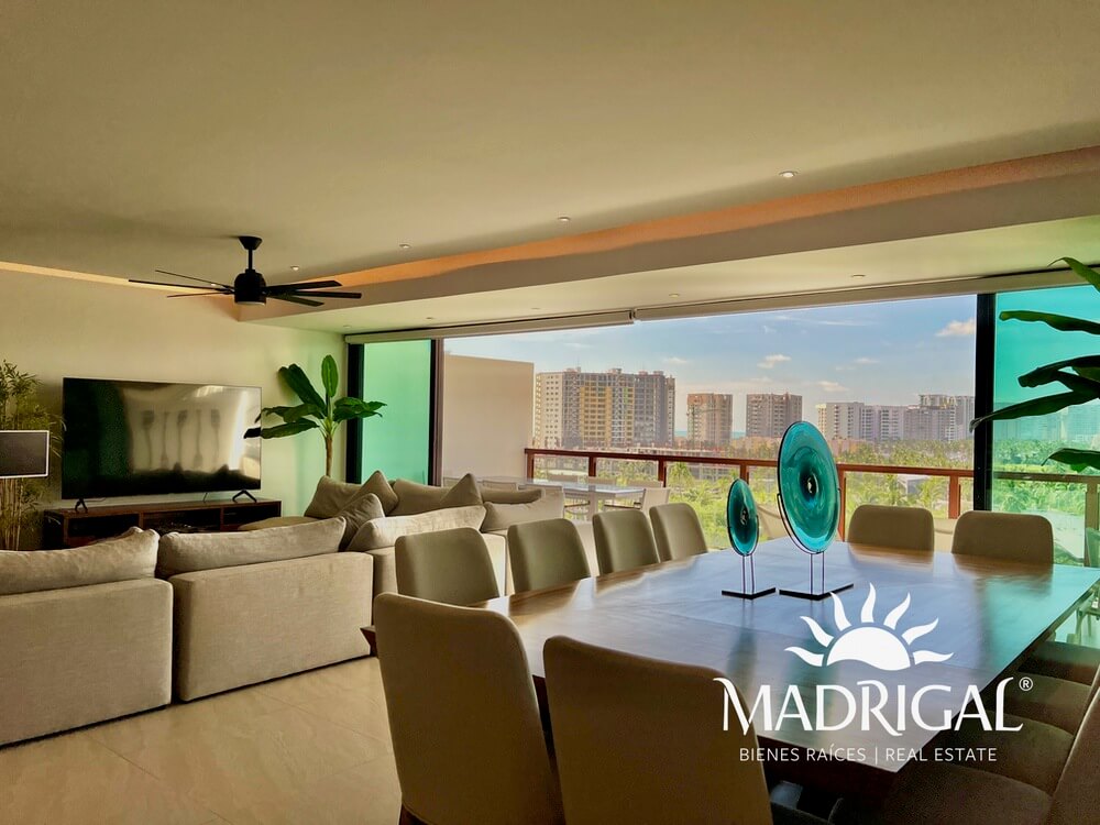 la Isla | Departamento en venta de cuatro recamaras con acceso a playa