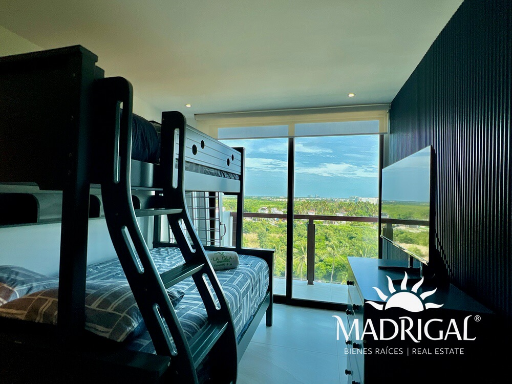 la Isla | Departamento en venta de cuatro recamaras con acceso a playa