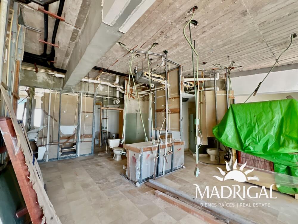 Tikal | Departamento en venta en Playa Diamante Acapulco para su reconstrucción