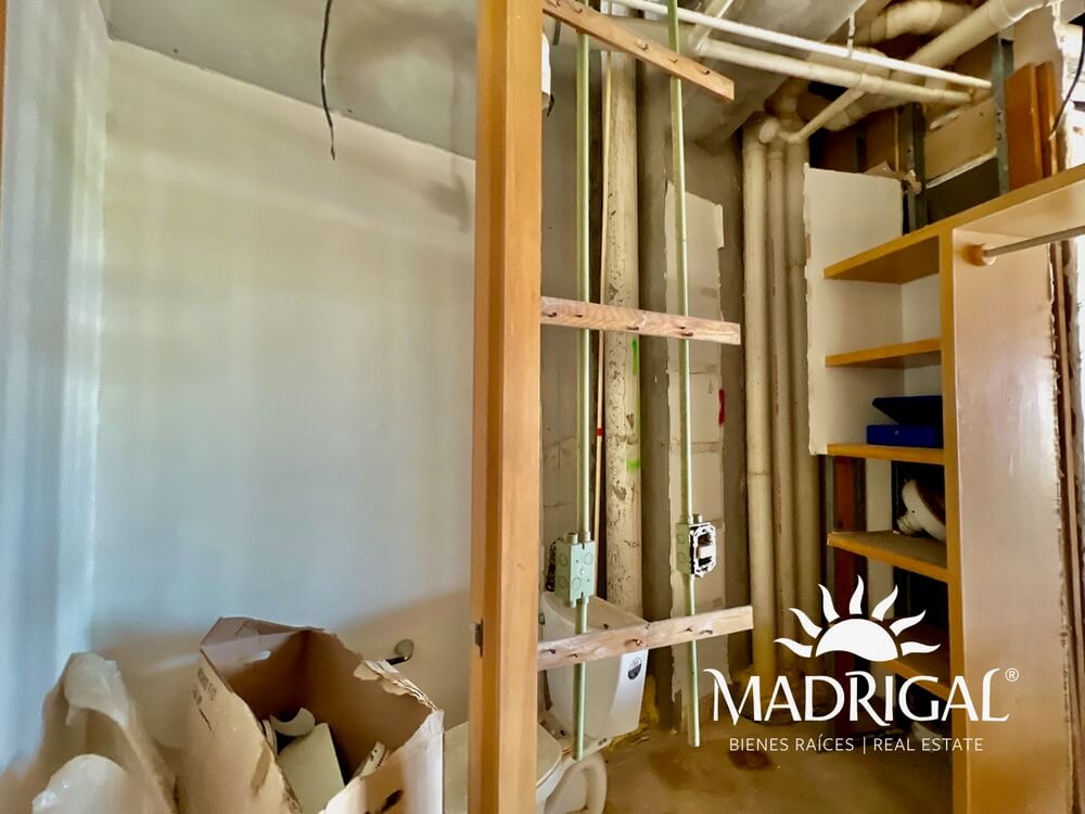 Tikal | Departamento en venta en Playa Diamante Acapulco para su reconstrucción