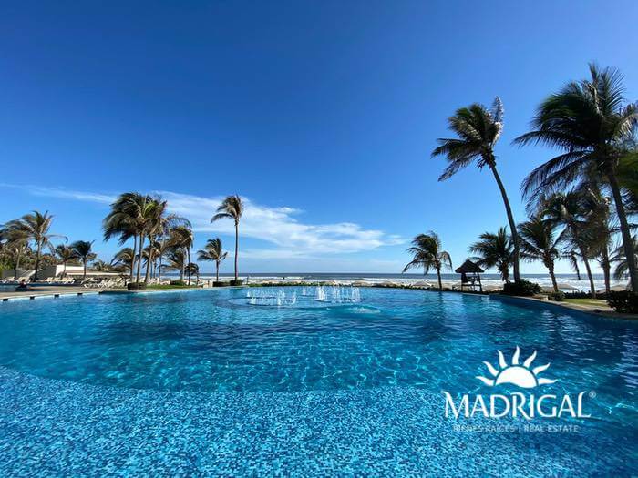 Tikal | Departamento en venta en Playa Diamante Acapulco para su reconstrucción