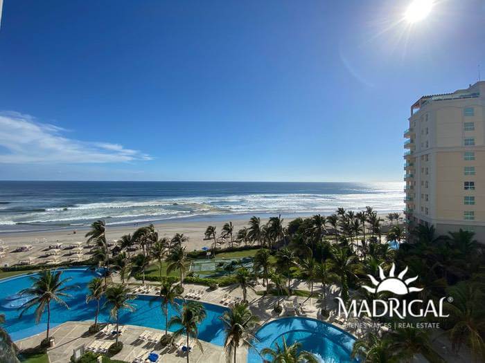 Tikal | Departamento en venta en Playa Diamante Acapulco para su reconstrucción