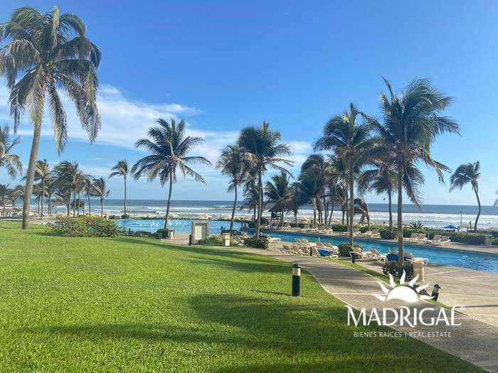 Tikal | Departamento en venta en Playa Diamante Acapulco para su reconstrucción