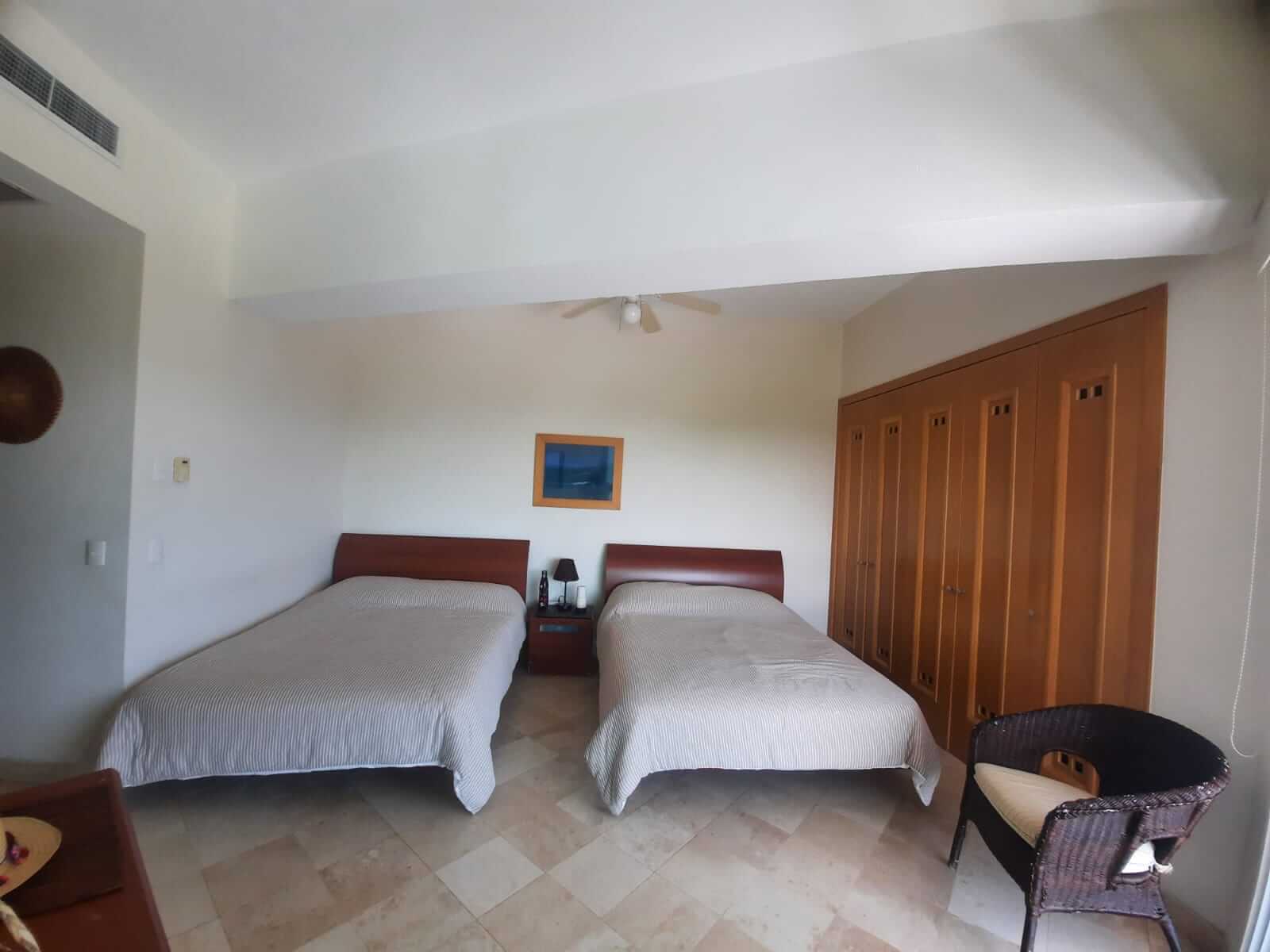 Tikal | Departamento en venta en Playa Diamante Acapulco para su reconstrucción