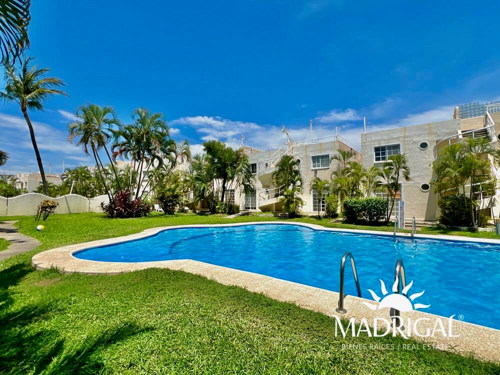Departamento en venta en Puente del Mar de dos recámaras con Roof Garden