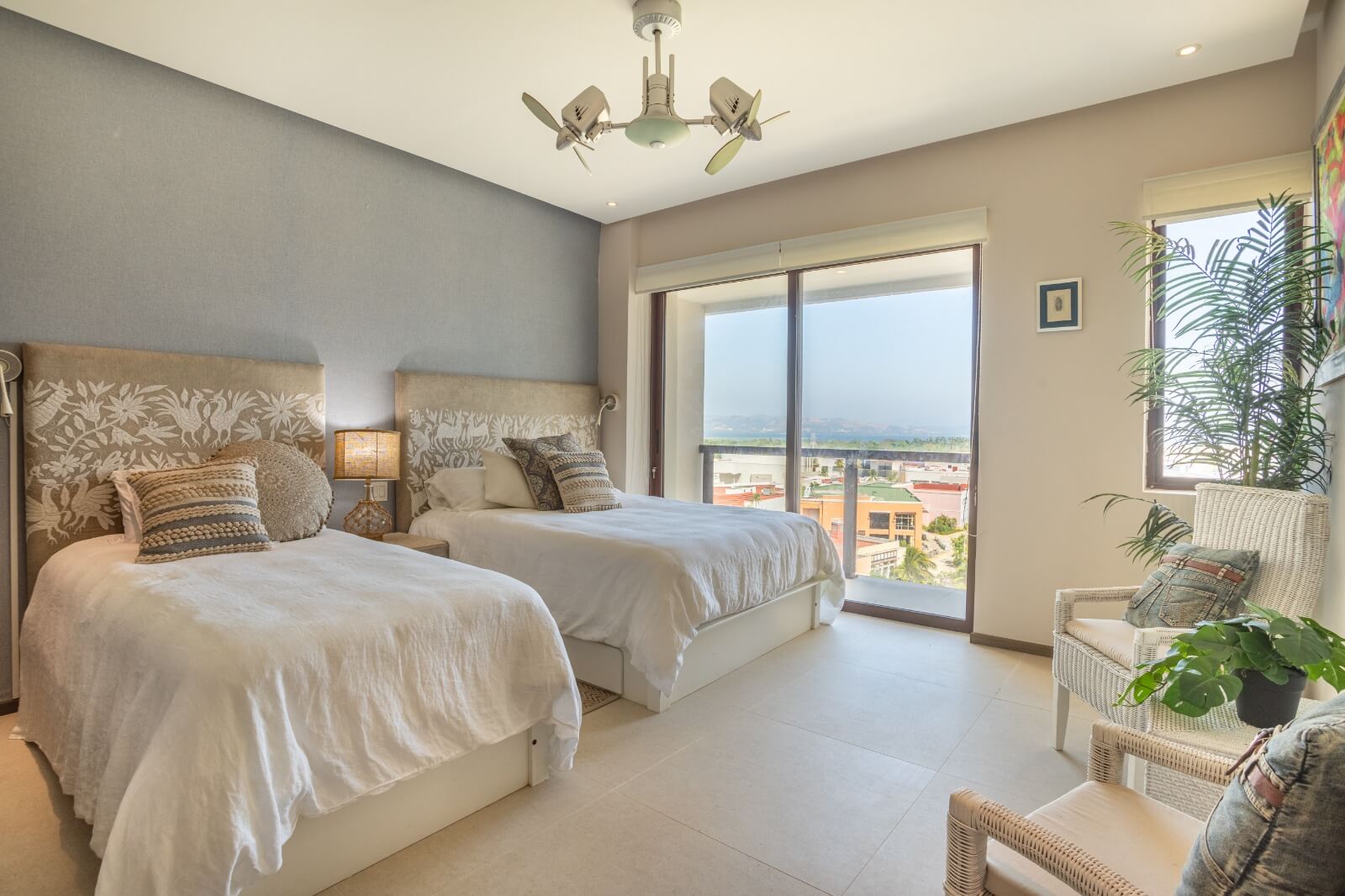 La Isla | Four-Bedroom Duplex for Sale with Beach Access