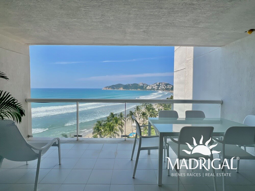 Residencial Playamar | Departamento en venta frente a playa diamante en Acapulco, de 248m2 con 4 recamaras