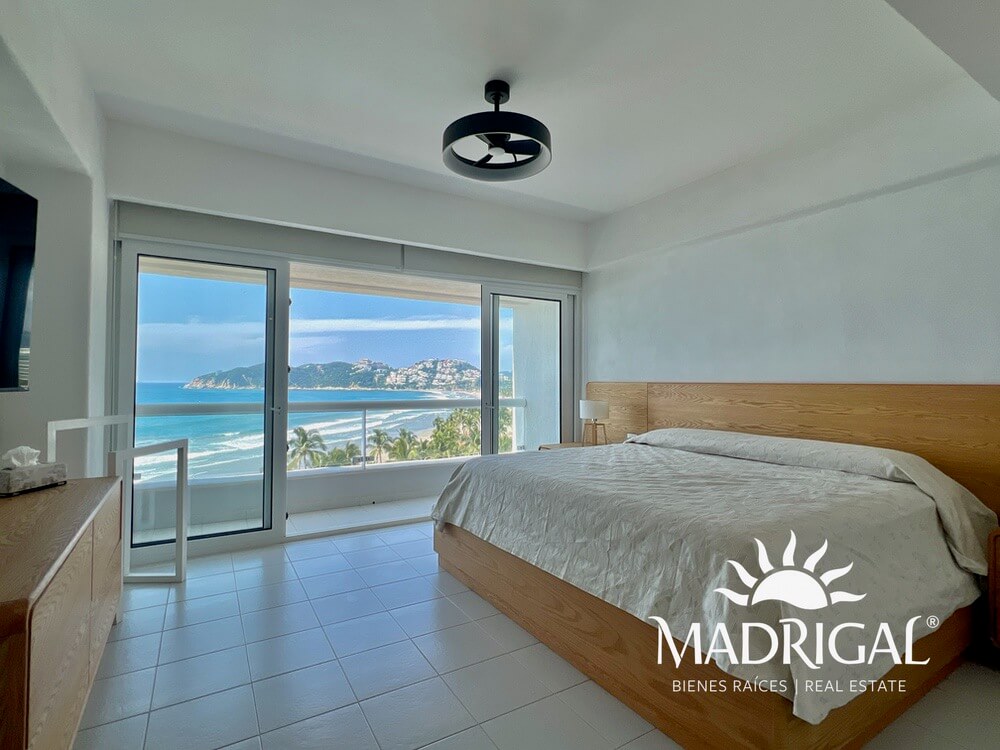 Residencial Playamar | Departamento en venta frente a playa diamante en Acapulco, de 248m2 con 4 recamaras