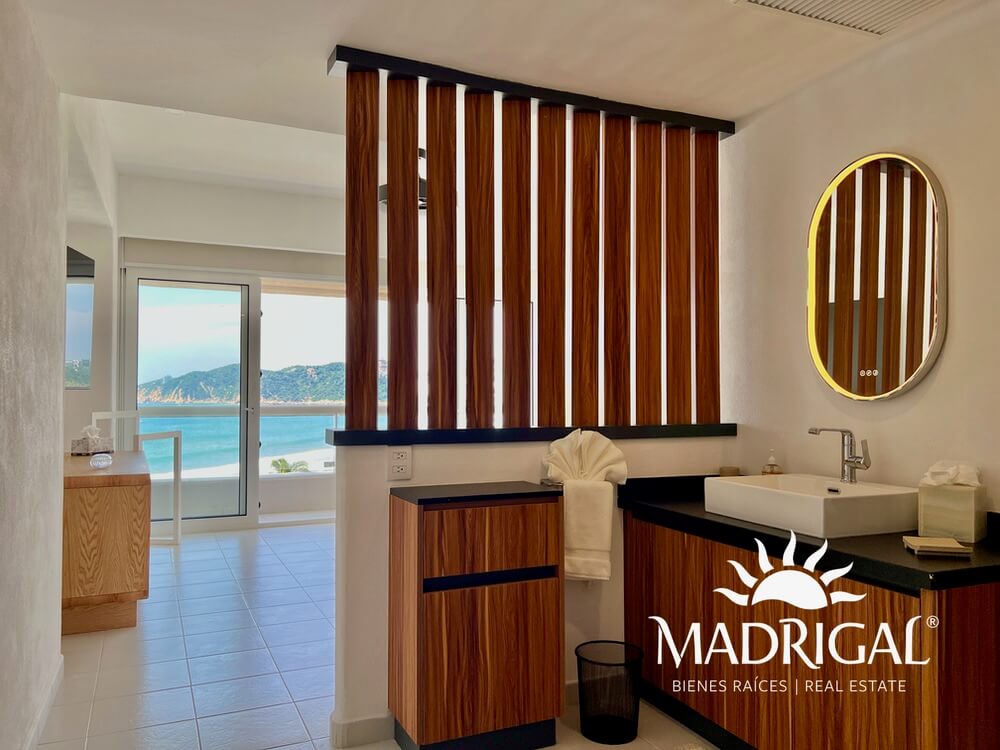 Residencial Playamar | Departamento en venta frente a playa diamante en Acapulco, de 248m2 con 4 recamaras