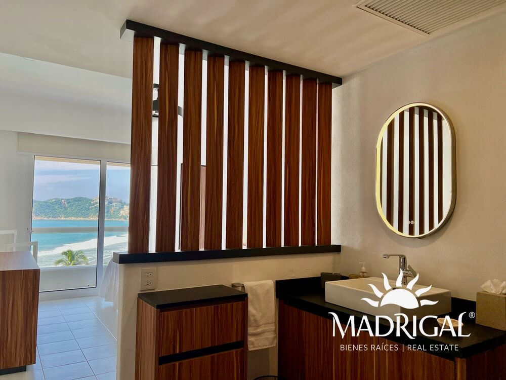 Residencial Playamar | Departamento en venta frente a playa diamante en Acapulco, de 248m2 con 4 recamaras