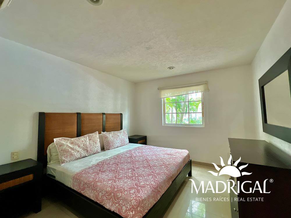 Diamante Lakes, two-bedroom apartment for sale