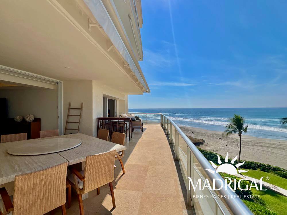 Playamar Tres Cantos Fase 1 departamento en venta frente a playa en esquina