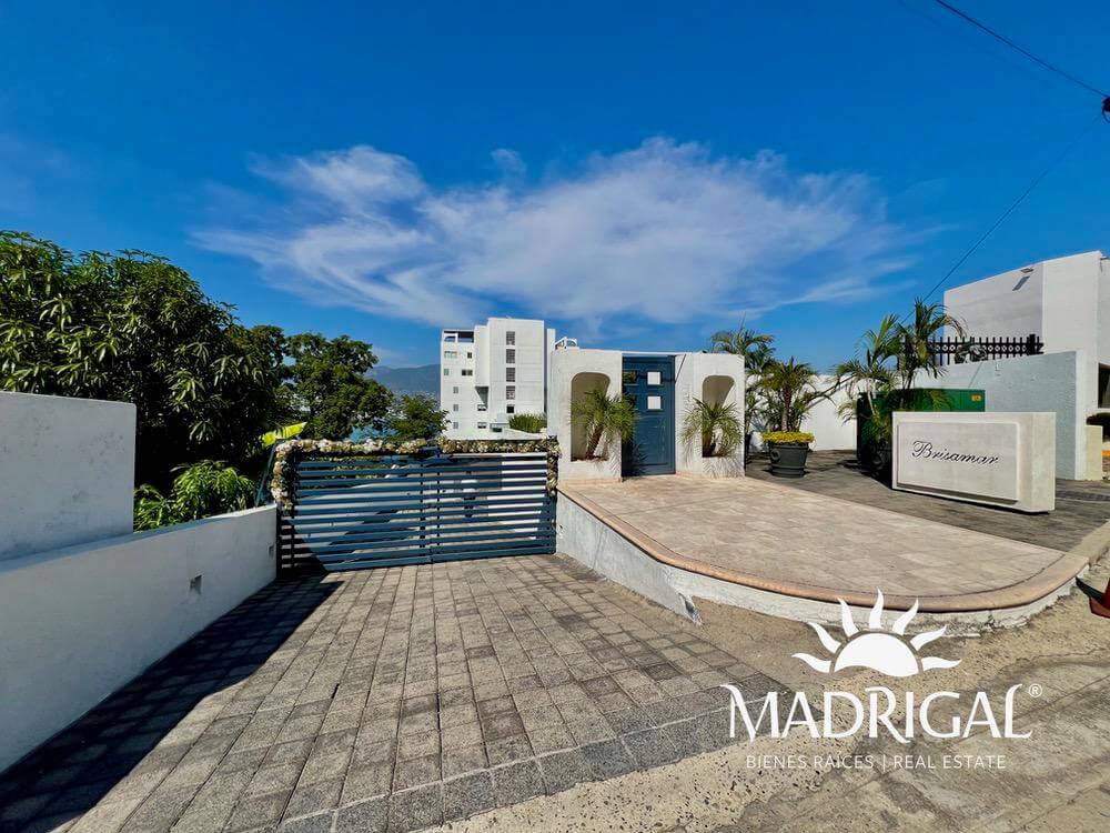 Brisamar - Pent House para su Reconstrucción Frente Al Mar con Muelle