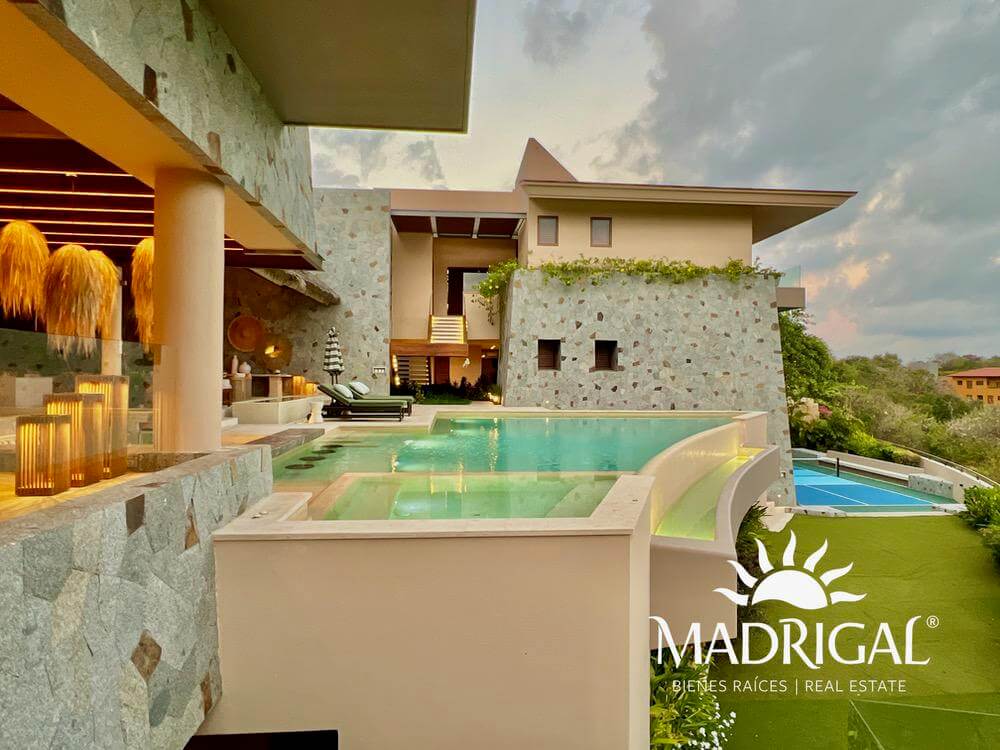 Exclusiva casa en venta en los Riscos, Punta Diamante Acapulco