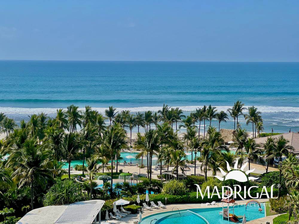 La Isla | Departamento en venta en la torre Capri de cuatro recamaras