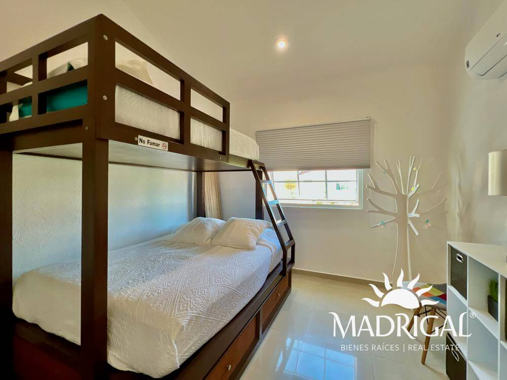 Diamante Lakes, departamento en venta de dos recamaras en un tercer nivel