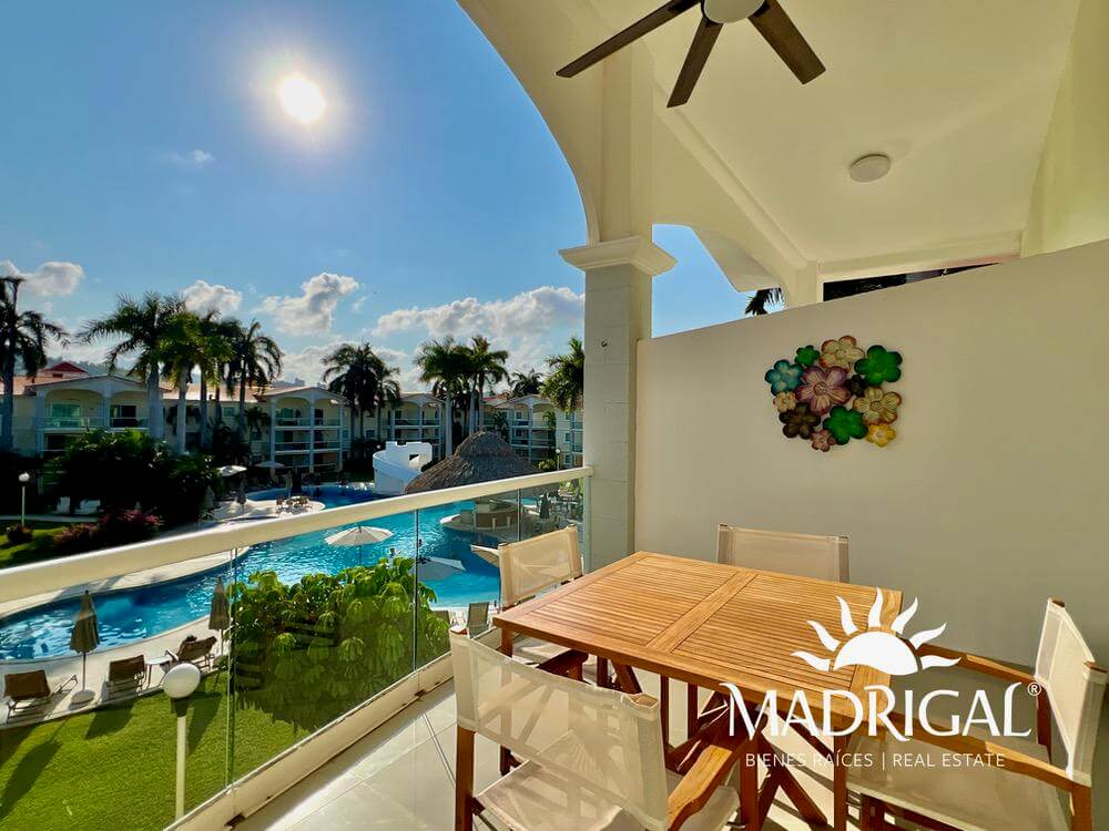 Diamante Lakes, departamento en venta de dos recamaras en un tercer nivel