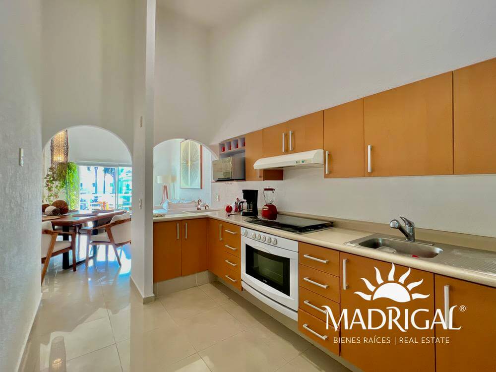 Diamante Lakes, departamento en venta de dos recamaras en un tercer nivel