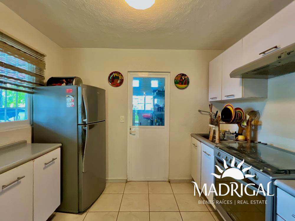 Marina Diamante, Villa en venta en esquina con amplio jardín, junto a la laguna de Tres Palos