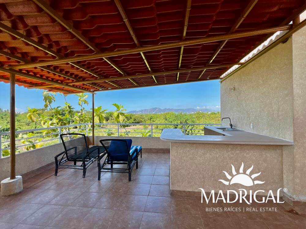 Marina Diamante, Villa en venta en esquina con amplio jardín, junto a la laguna de Tres Palos