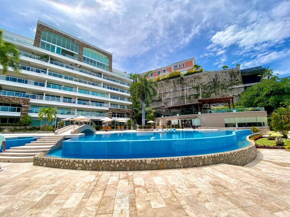 & Villas Alejandra | Departamento Garden House a la venta frente a playa en Brisas Guitarrón