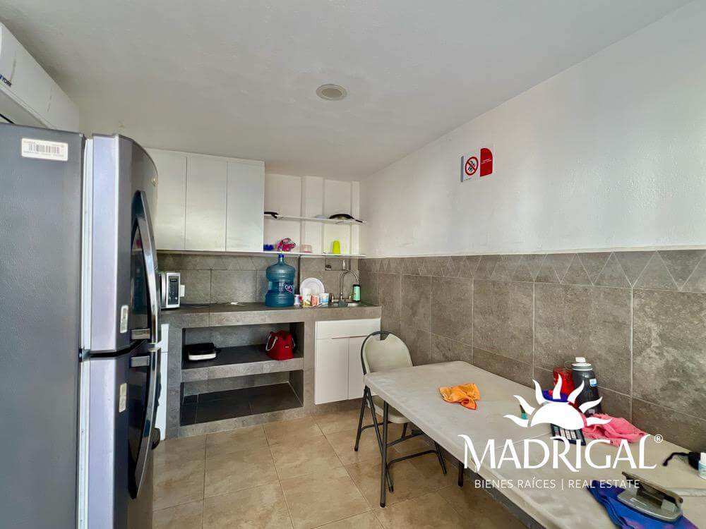 Bodega en venta en Cayaco sobre terreno de 4978 m2